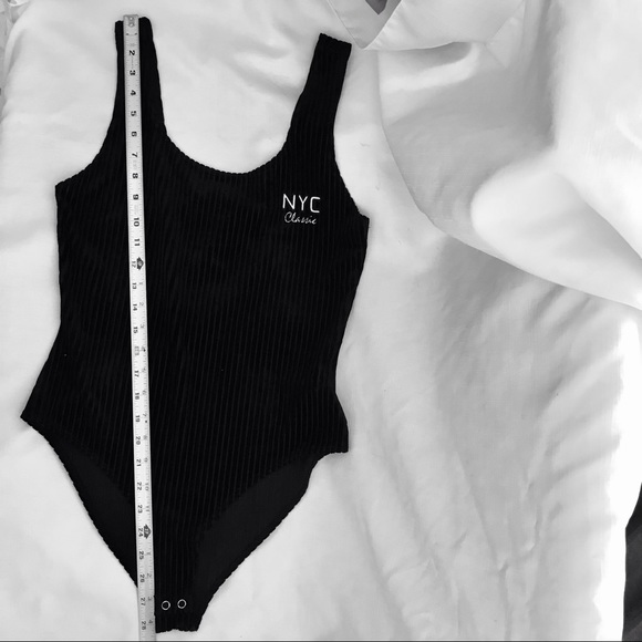 Forever 21~Bodysuit~Textured / Like New - Picture 12 of 16